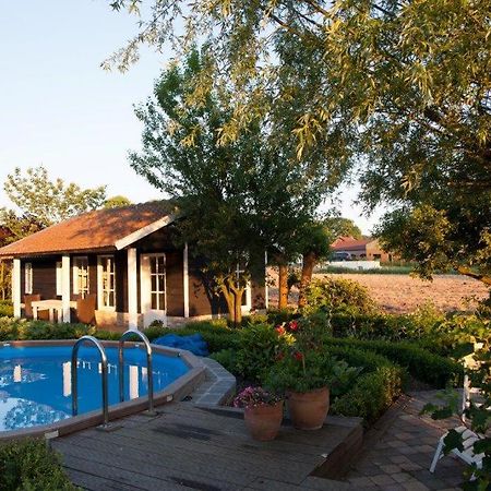 오쎈드레트 In D'Ouwe Vlaamse Schuur B&B 외부 사진